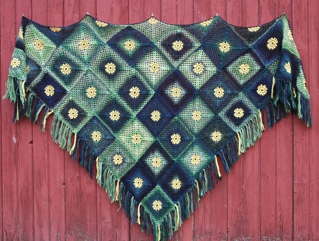 summer-meadow-motif-shawl
