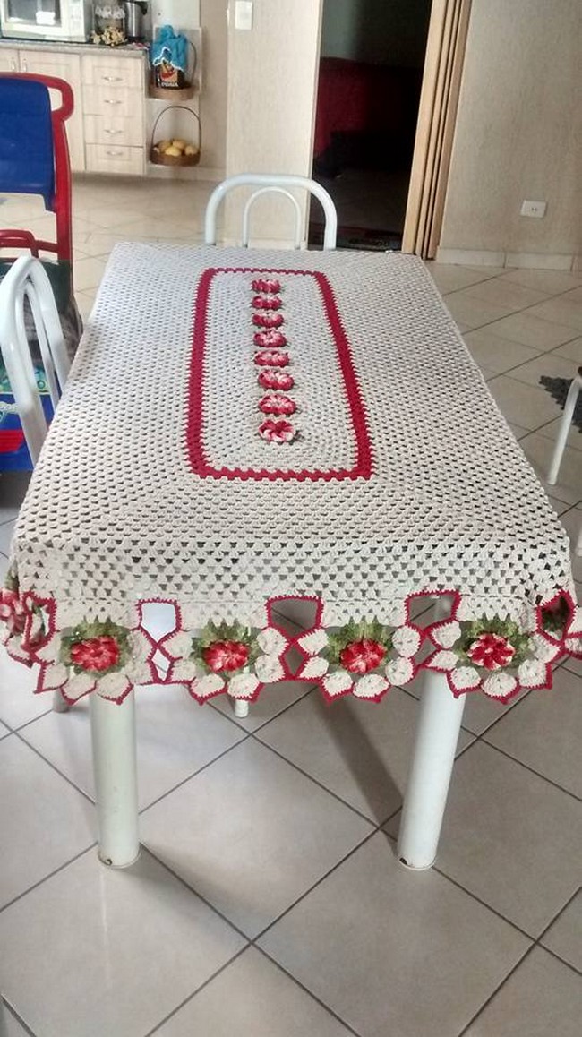 crochet-kitchen-table-top