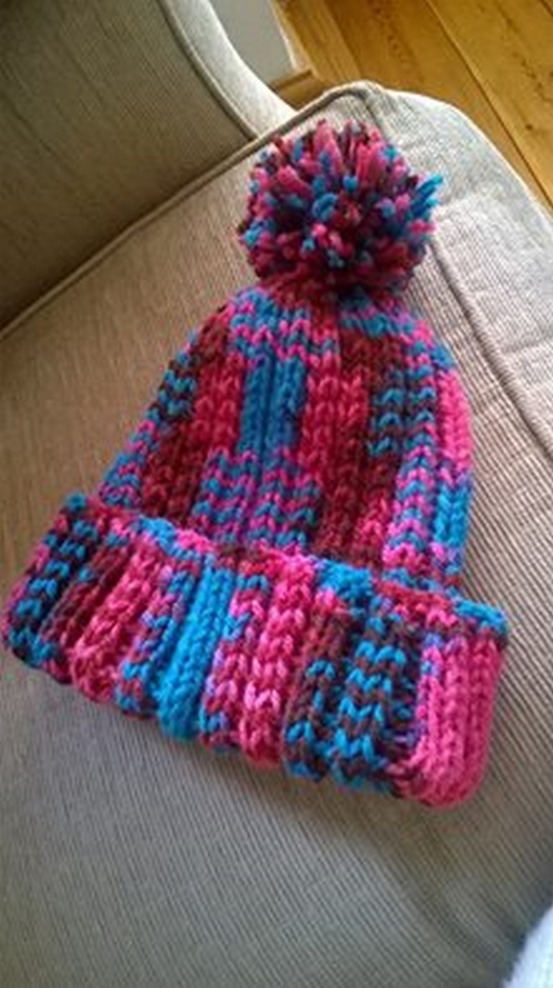 crochet-chunky-bobble-hat