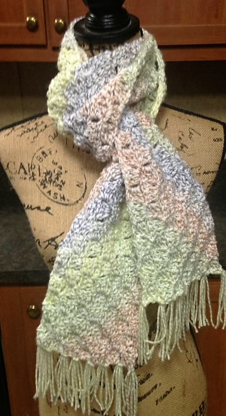 crochet-crowd-pattern-c2c-scarf