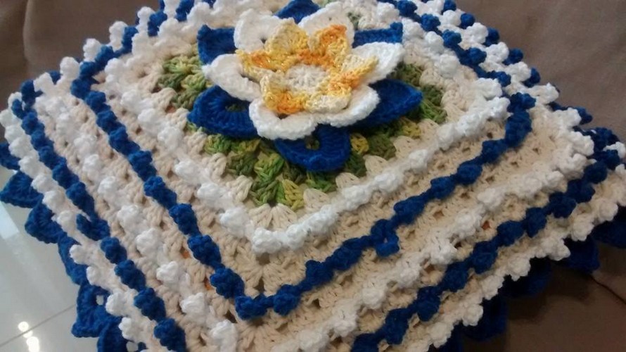 crochet-cushion