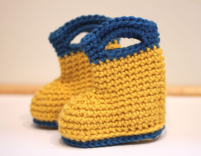 crochet-rain-boots