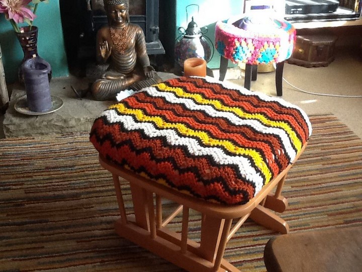 footstool-crochet-cover-2