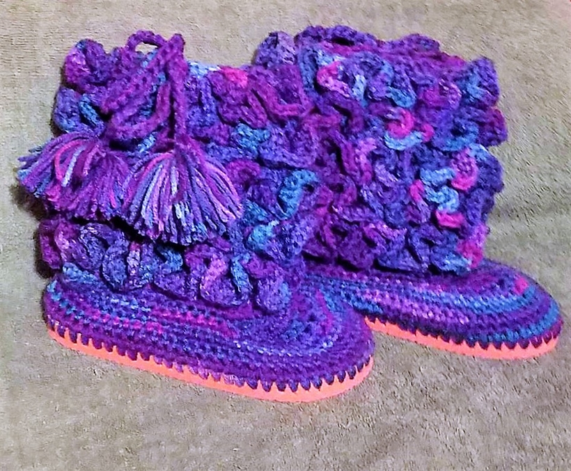 crochet-baby-booties-16