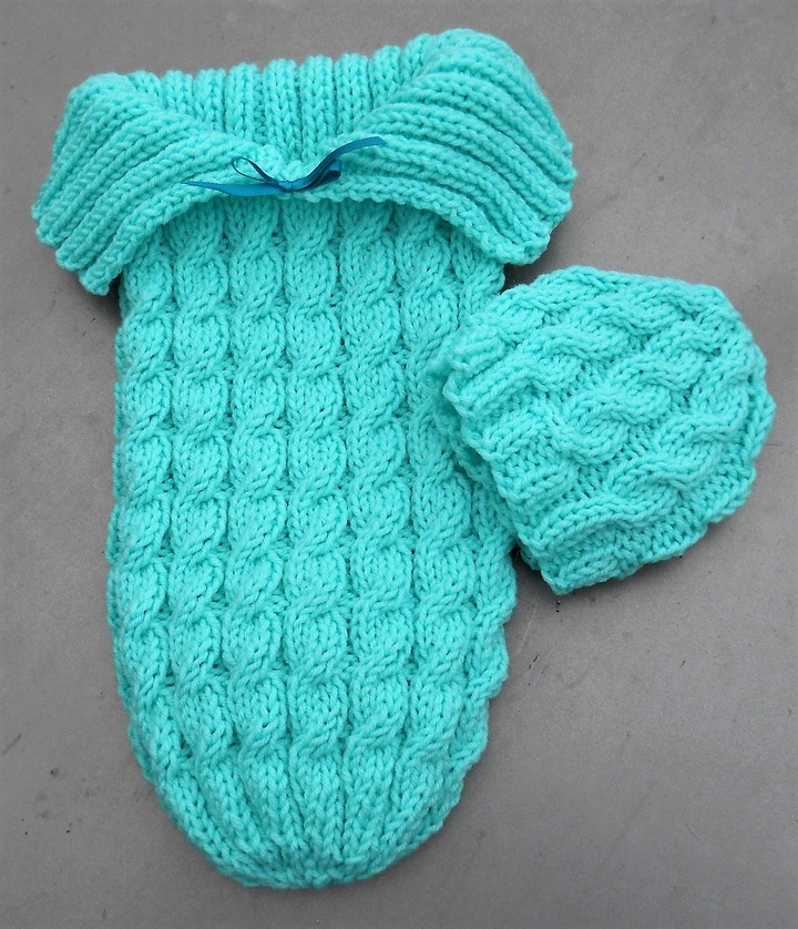 cozy-in-cables-sleep-sack
