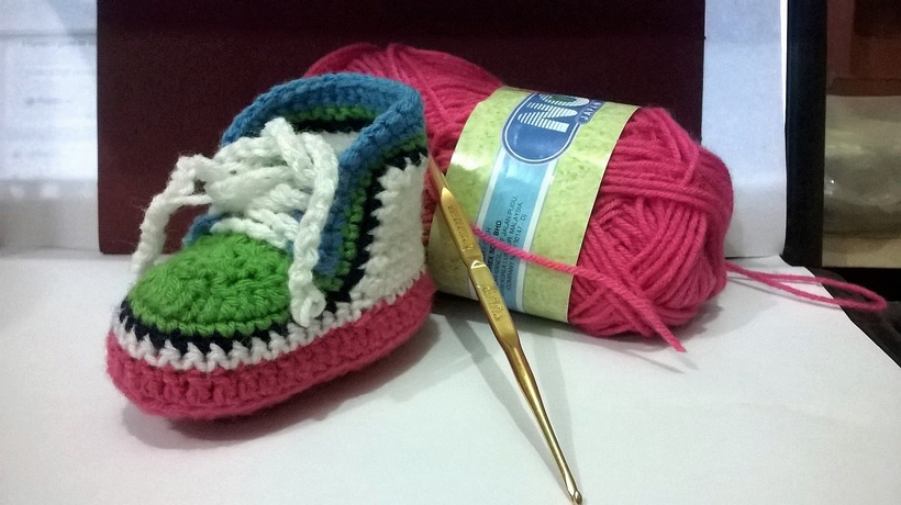 crocheted-baby-booties-4