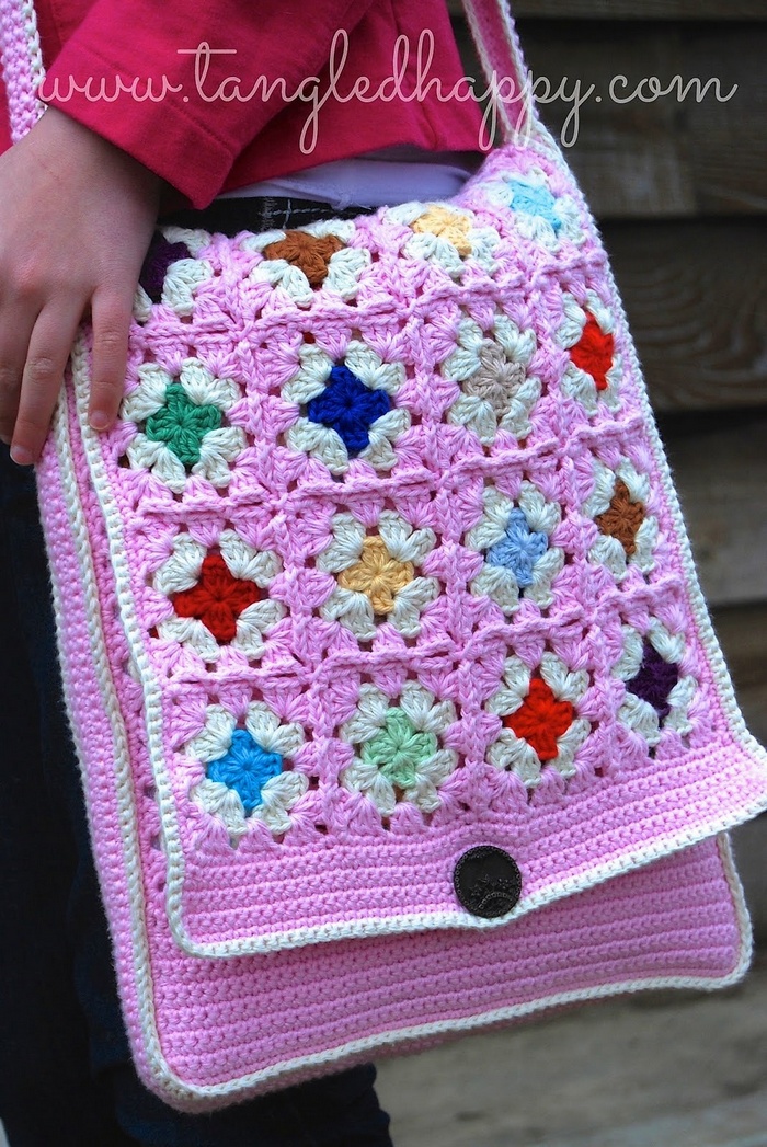 grannys-messenger-bag-free-crochet-pattern