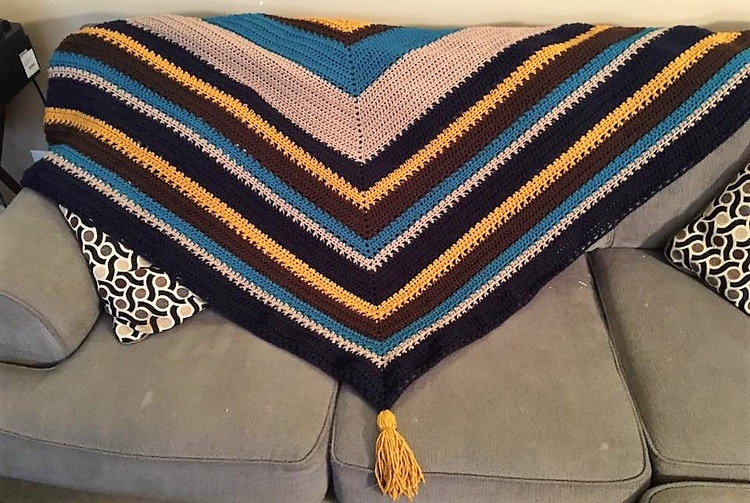 crocheted-shawl-16