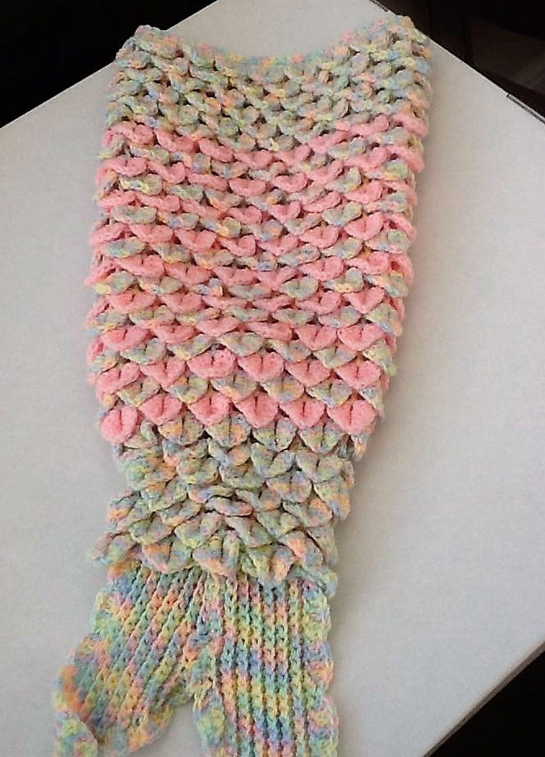 crochet mermaid tail 14