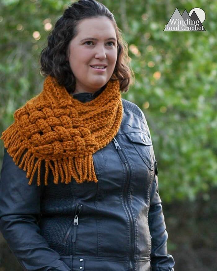 17 - Woven Cowl Free Crochet Pattern
